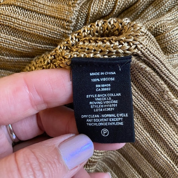 Theory Women’s Backcollar Roving Sweater Knit V Neck Pullover Business Casual - Picture 8 of 8